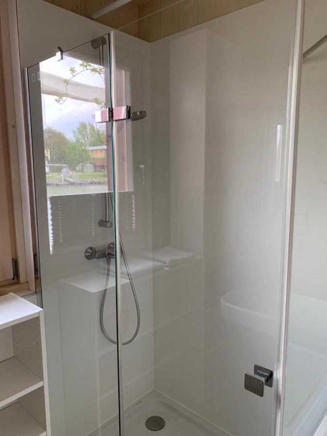 Hotel en barco Waterside Living - Hausboot Linz